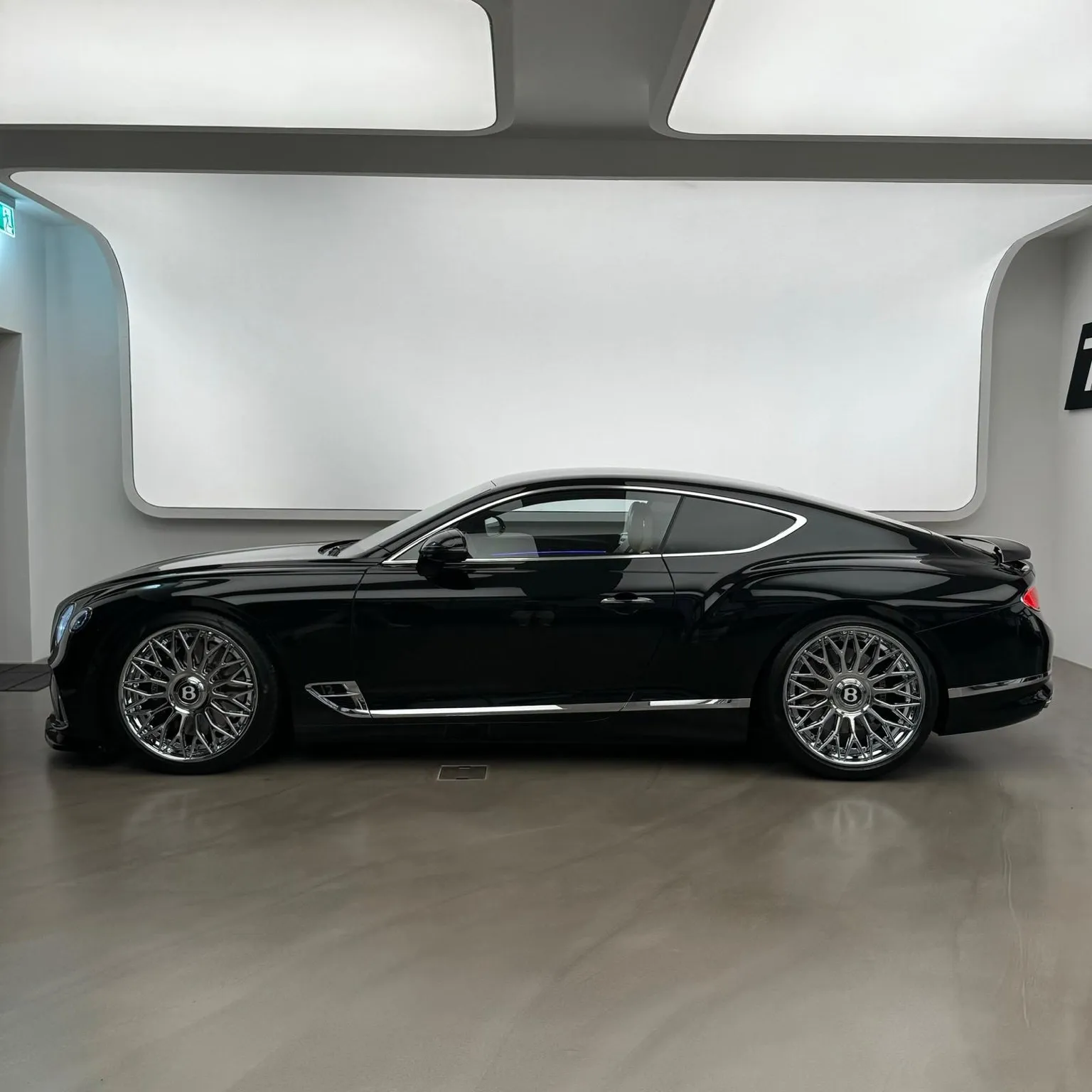 Bentley Continental GT 6.0 W12 – Bild 3